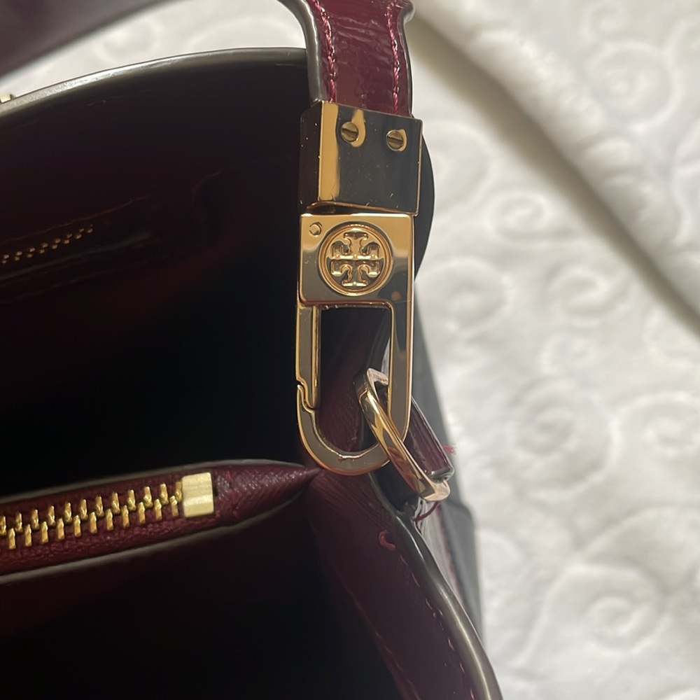 Tory Burch handbag - Picture 5 of 8